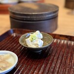 すし処 ひさ田 - ⑬モッツァレラチーズ(イタリア産)ヅケ