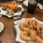 ZONE5 - エビのガーリック焼き?と揚げ春巻き