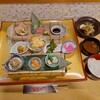 和食うお進 - 1番最初に書いてあり、いろんなおかずが楽しめそうな

●旬菜ランチ　1,397円
（食べログクーポンを使えば1,270円）

を注文してみた