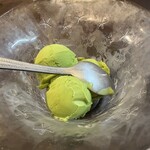 炭火焼肉 にく式 - デザートの抹茶アイス