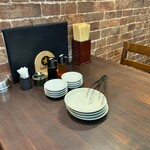 炭火焼肉 にく式 - テーブル席