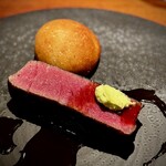 蒼 - ここまでに、すでにボリューム十分(^^)
      この但馬玄じゃなかったら、いただくのに苦労するところですが、独特のねっとりするような柔らかさ、旨味、さらに爽やかとまで言えるような食べやすさで、止まりません。