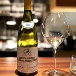 蒼 - 香箱は特に濃厚ですからね。
      蜜を思わせるほどの果実味、ボリュームのある樽感には納得ですね。
      お料理がメス蟹だからか、このワインからも女性的なしなやかさを感じます。