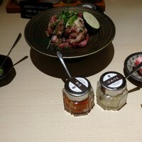 牛刺しと焼肉 仔虎 クリスロード店 - 牛タン切り落とし