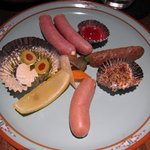 浪漫風 - ソーセージ盛り合わせ（半分サイズ580円）：2009年12月