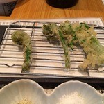 呑み処 漁師のGORO -  野菜の天ぷら2