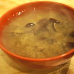 カキ小屋 -  シジミ汁