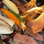 焼肉はうす たられば - 