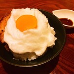 焼肉居酒屋 宮じ - とろとろ角煮のふわふわTKG