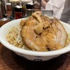 ラーメン 雷 東京本丸店