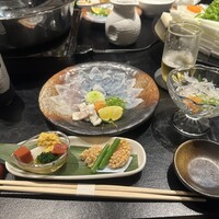泳ぎとらふぐ活蟹料理 あじ平 曽根崎 - 