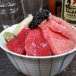 灼味噌らーめん 八堂八 - 週末限定飯 長崎産 生本マグロ盛り 800円、各日20食限定になります