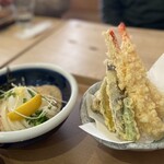 麦の杜 - そり立つ海老２本はもはや芸術。