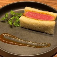 焼肉うしごろ 新宿三丁目店 - 