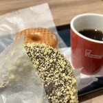 ミスタードーナツ - 料理写真:珈琲とゴールデンチョコレート、ハニーディップ