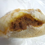 スーリープー -  カレーパン（断面）