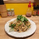 アジア料理たのんまぁ - パッタイ