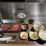 快 - 快選定食(快ロース　快ハラミ) ＋シマチョウ＋赤ワイン