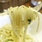 イルクオーレ ピアットスズキ - 国産青唐辛子のペペロンチーノ