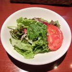 ビストロ ラフ - ラフ丼(中) 1100円 のサラダ