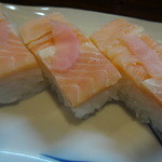 美よし野寿司 -  桜マス押し寿司