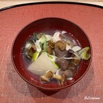 御料理 寺沢 - 牡蠣とのどぐろと網茸と滑子茸の鍋