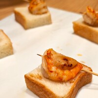 炭火とワインと純米酒 King Momo - ガーリックシュリンプ