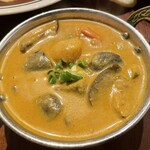 ネパール料理&BAR MANDALA - アルバンターカレー 1,350円