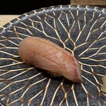 鮨 権左衛門 - ぶり