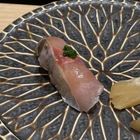 鮨 権左衛門 - 鯵