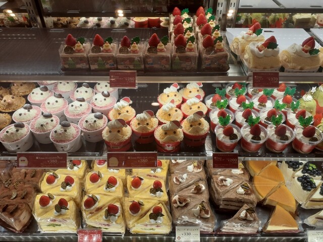 シャトレーゼ 一関店（Chateraise） - 一ノ関（ケーキ）の写真