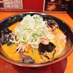 北海道らーめん　ひむろ - 味噌オロチョンらーめん