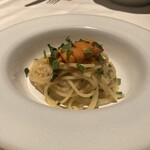 LA TEGOLA - ウニとレモンのパスタ