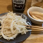 もつやきはる - もやしナムル、エシャロット塩麹漬け