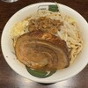 ラーメン 雷 東京本丸店