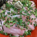 どん亭 - 寒ブリ丼