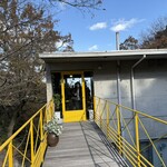 石窯カフェ レストラン さぶろう亭 - 入り口ですが、此処は三階なんですよ