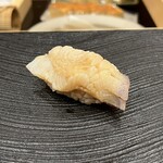 鮨 忠 - ホッキ貝のしゃぶしゃぶの握り