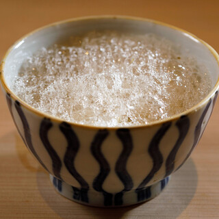 シンプルイズベストの真骨頂。「京味」直伝の“昆布とろご飯”