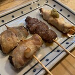 まる吉 - ナスの肉巻き、牛ハラミ、むねワサビ