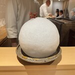 銀座 しのはら - この中には、フグのお造りが入っている。