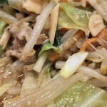 蒙古タンメン中本 - 具材アップ