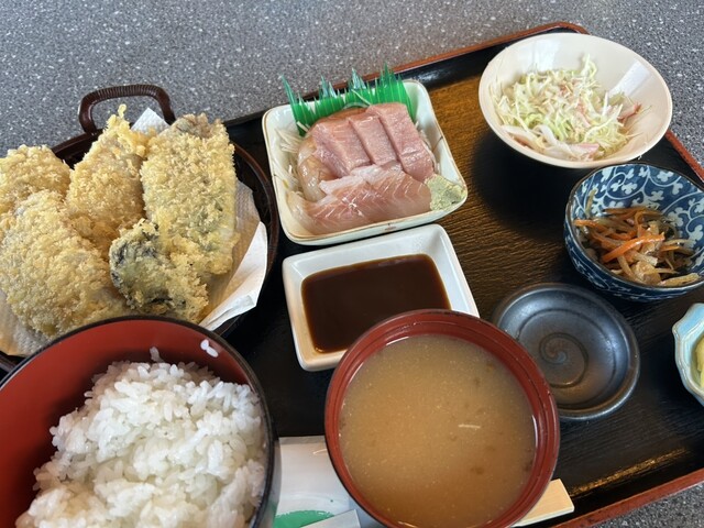 和食 魚靖（和食 ウオヤス） - 八木山動物公園（海鮮）の写真