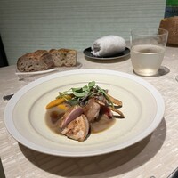 ベージュ アラン・デュカス 東京 - 