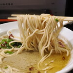 丿貫 - カキ・エ・アーリオ オーリオの麺
