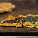 お好み焼屋みっちゃん - カリカリの豚バラを包んだ「豚平」(´◡͐`)