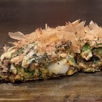お好み焼屋みっちゃん - イカがいい感じにゴロゴロ