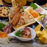 回転寿司 すし丸 - 料理写真: