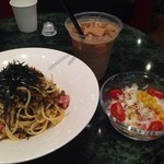 芦屋カフェ ラボ - 早めのご飯（≧∇≦）
ペペロンチーノ高菜とジャコの…。