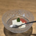 日本料理FUJI - ⑫英君の純米酒酒粕のババロア　苺のソース